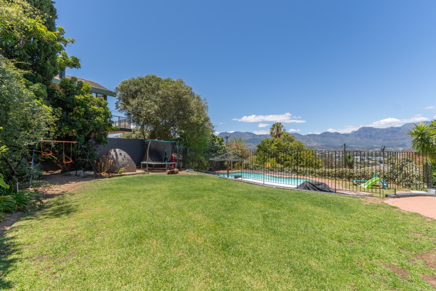 6 Bedroom Property for Sale in Paarl Central Western Cape